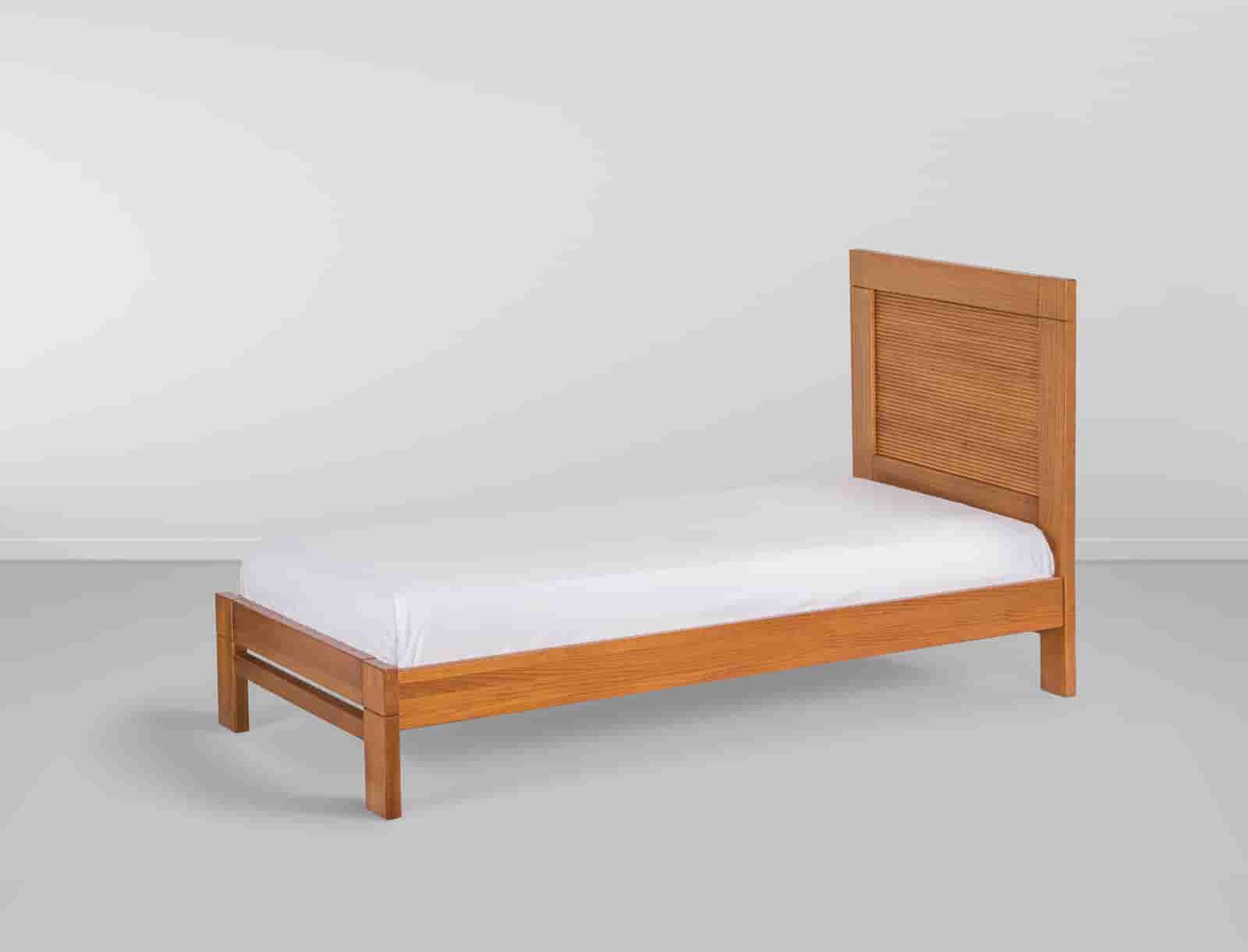 Cama Taedda Solteiro c/ Cabec Alta L:1,0 P:2,1