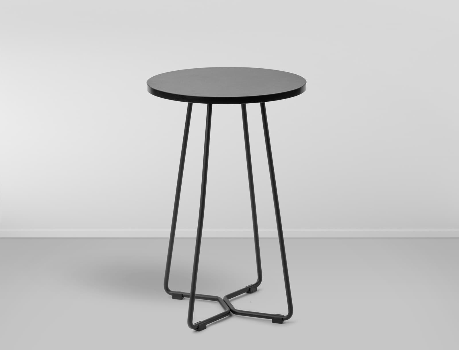 Mesa Lateral Karo - Preto D:0,40 A:0,60